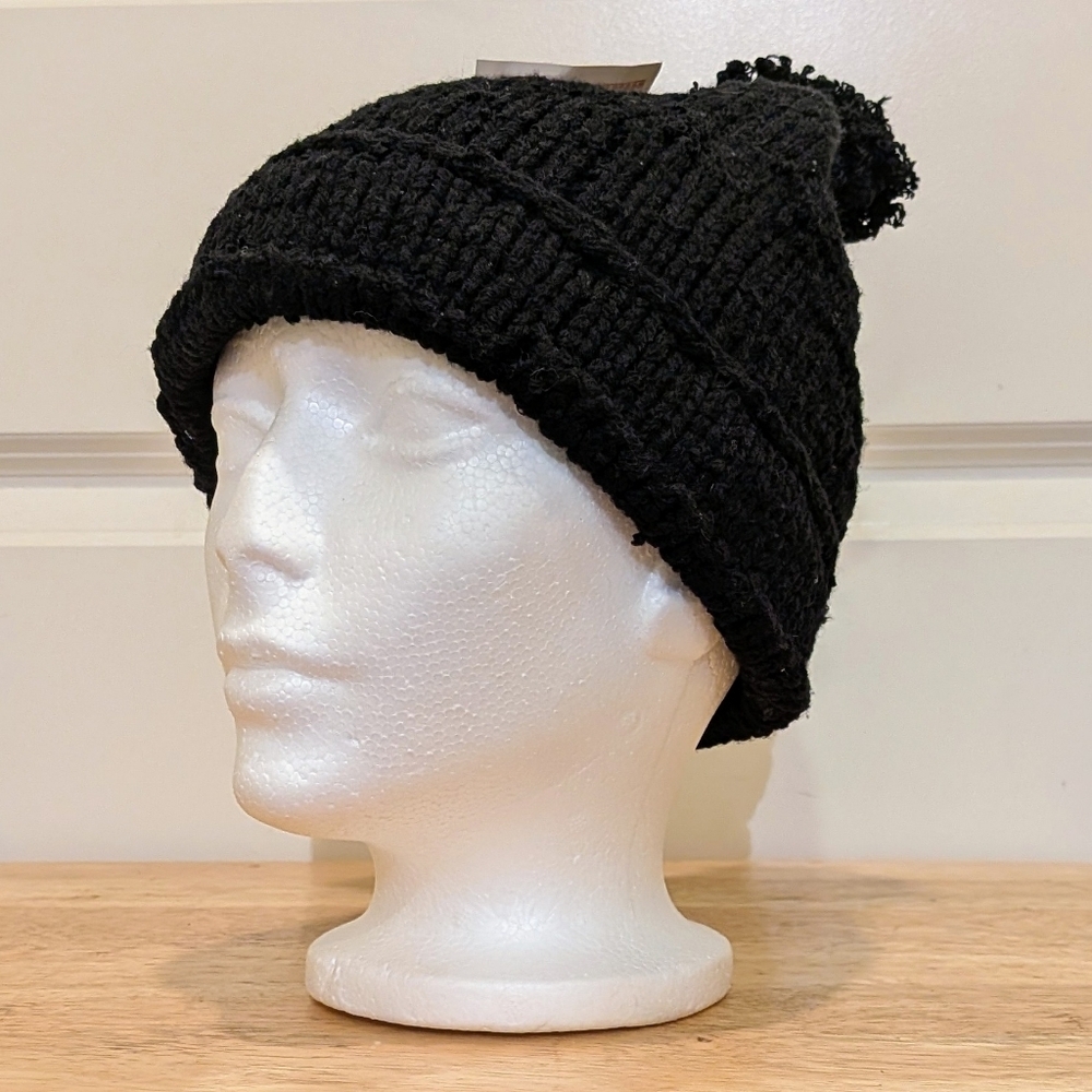 3/$30 NWT Ockenden International Handmade Recycled Wool Touque